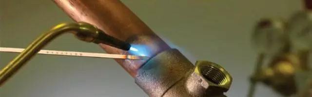 銅管焊接.jpg 銅管焊接.jpg